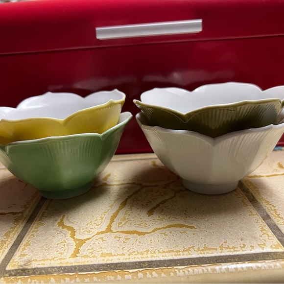 Set of 4 MCM Vintage Lotus Tulip Bowls - Picture 7 of 11